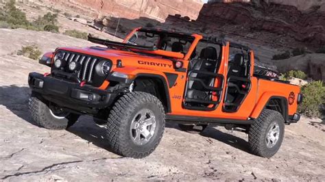Jeep gladiator weight - Sep 17, 2022 · The 2023 Jeep Gladiator’s towing capacity is between 4,000-6,000 pounds depending on the engine, trim level, and transmission selected. The 2023 Jeep Gladiator 3.6L V6 engine with 6-speed manual transmission has a maximum towing capacity of 4000 lbs. when properly configurated, and a Payload Capacity Maximum of 1700 lbs, when properly ... 